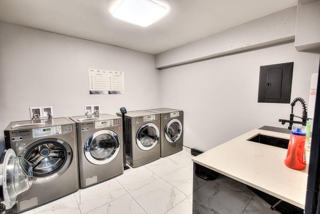 Ndg Dreams! New & Modern 3Br Easy City Life مونتريال المظهر الخارجي الصورة