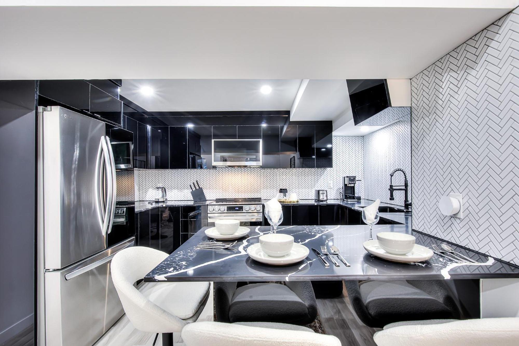 Ndg Dreams! New & Modern 3Br Easy City Life مونتريال المظهر الخارجي الصورة