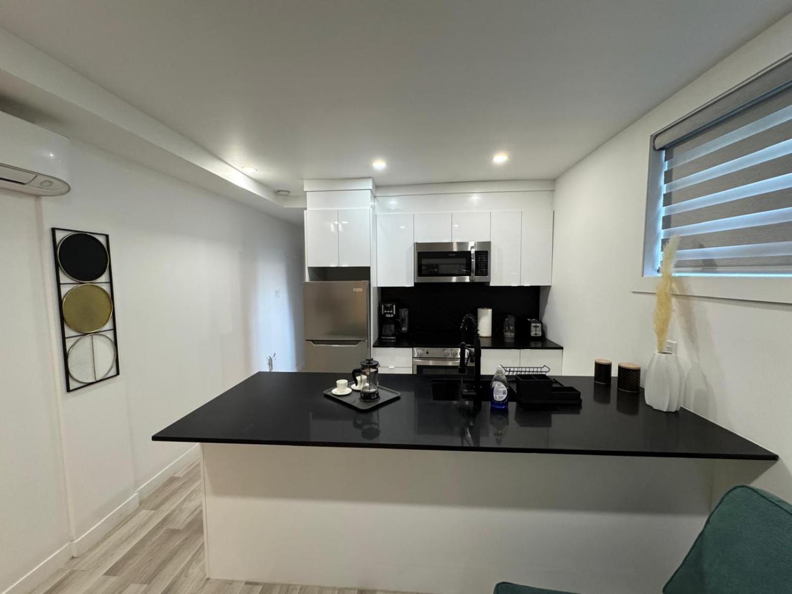 Ndg Dreams! New & Modern 3Br Easy City Life مونتريال المظهر الخارجي الصورة